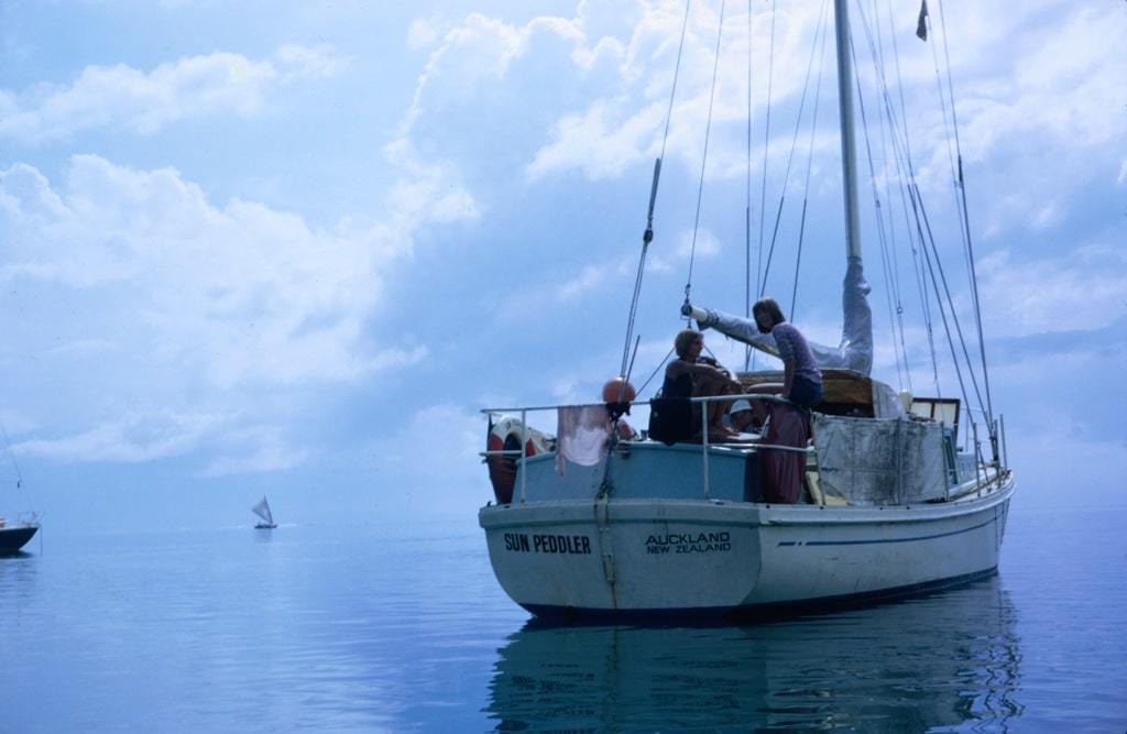 Tony and Maureen complete the last leg of their journey by ship – including various challenges, such as days without wind and heavy storms. It took 16 days to sail from Bali to Australia.